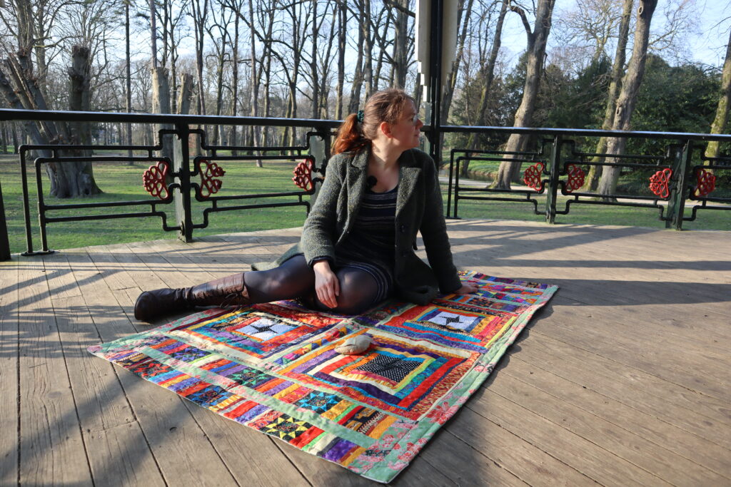 Blije scrap quilt en mooie foto