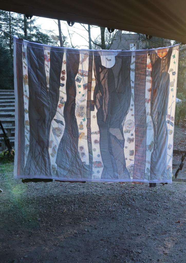 Kijkt een bos ook naar jou?  Textielkunst