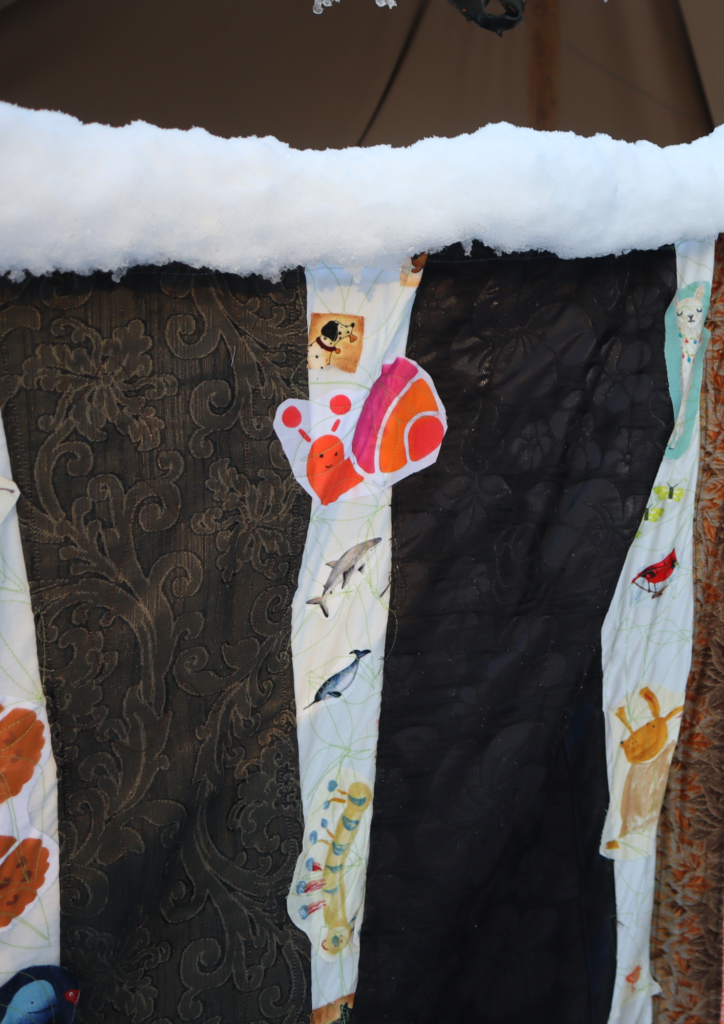 Kijkt een bos ook naar jou?  Textielkunst